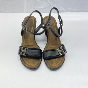Black Leather Sandal 3" Heels Size: 6 (FREE with Bundle)